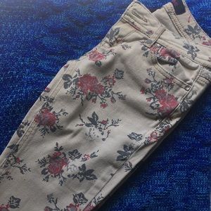 Flowered pants